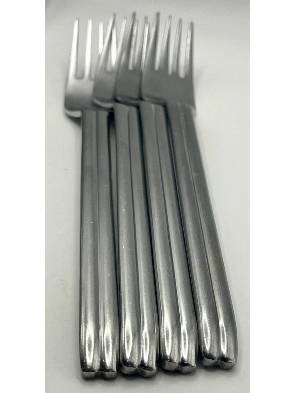 4- Reed And Barton Select FOREST Stainless Japan Dinner Fork Lot ~ 7 5/8”